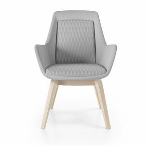 Roxy chair, Poltroncina con base in legno