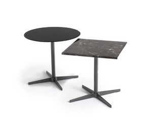 Basic, Collezioni di tavolini con base in metallo