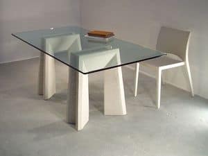 Riflesso tavolo, Tavoli da pranzo con piano in vetro e gambe in pietra